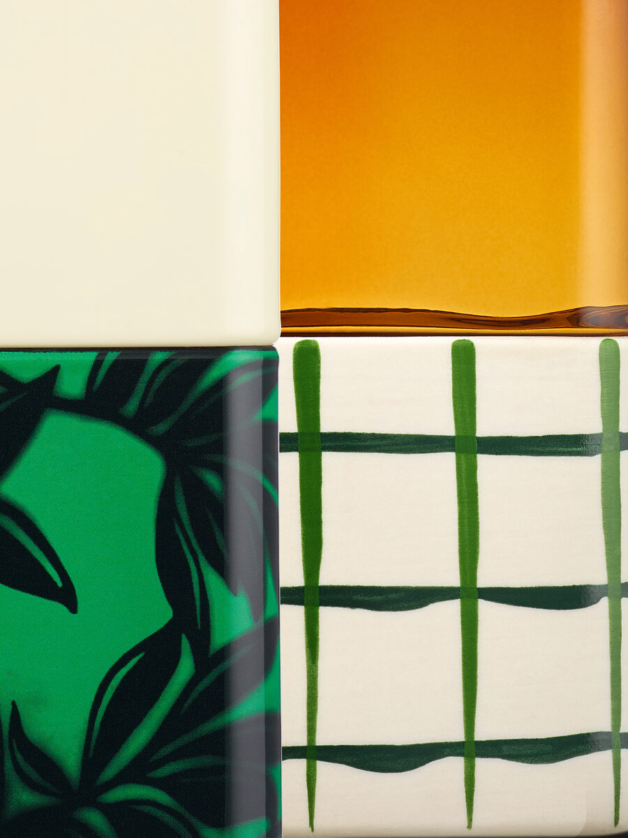 Follow your inner creative compass … – <b>Michael BRUNN c/o STILLSTARS</b> photographs the new perfume line from <b>DRIES VAN NOTEN</b>