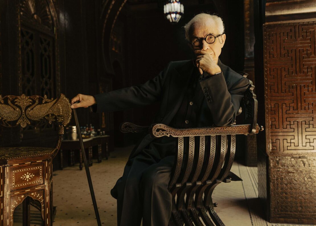 Die Serge Lutens Foundation ist ein Tribut an die marokkanische Handwerkskunst - Grant HARDER c/o MAKING PICTURES fotografiert Serge Lutens für das NUVO Magazin in seinem palastartigen Riad in Marrakesch