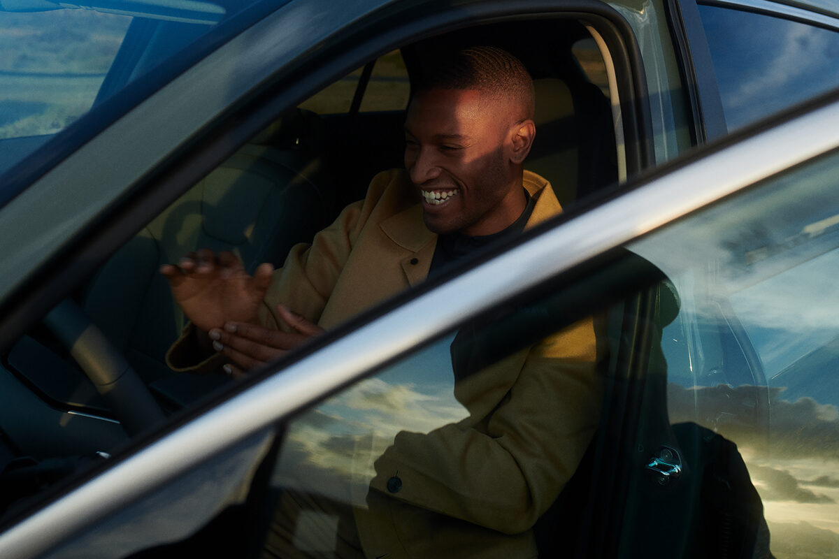 <b>BEN &amp; MARTIN</b> photograph the new <b>KIA NIRO campaign with their feel-good aesthetic </b>for KIA Motors &amp; Innocean Berlin– Part #2 here on GoSee