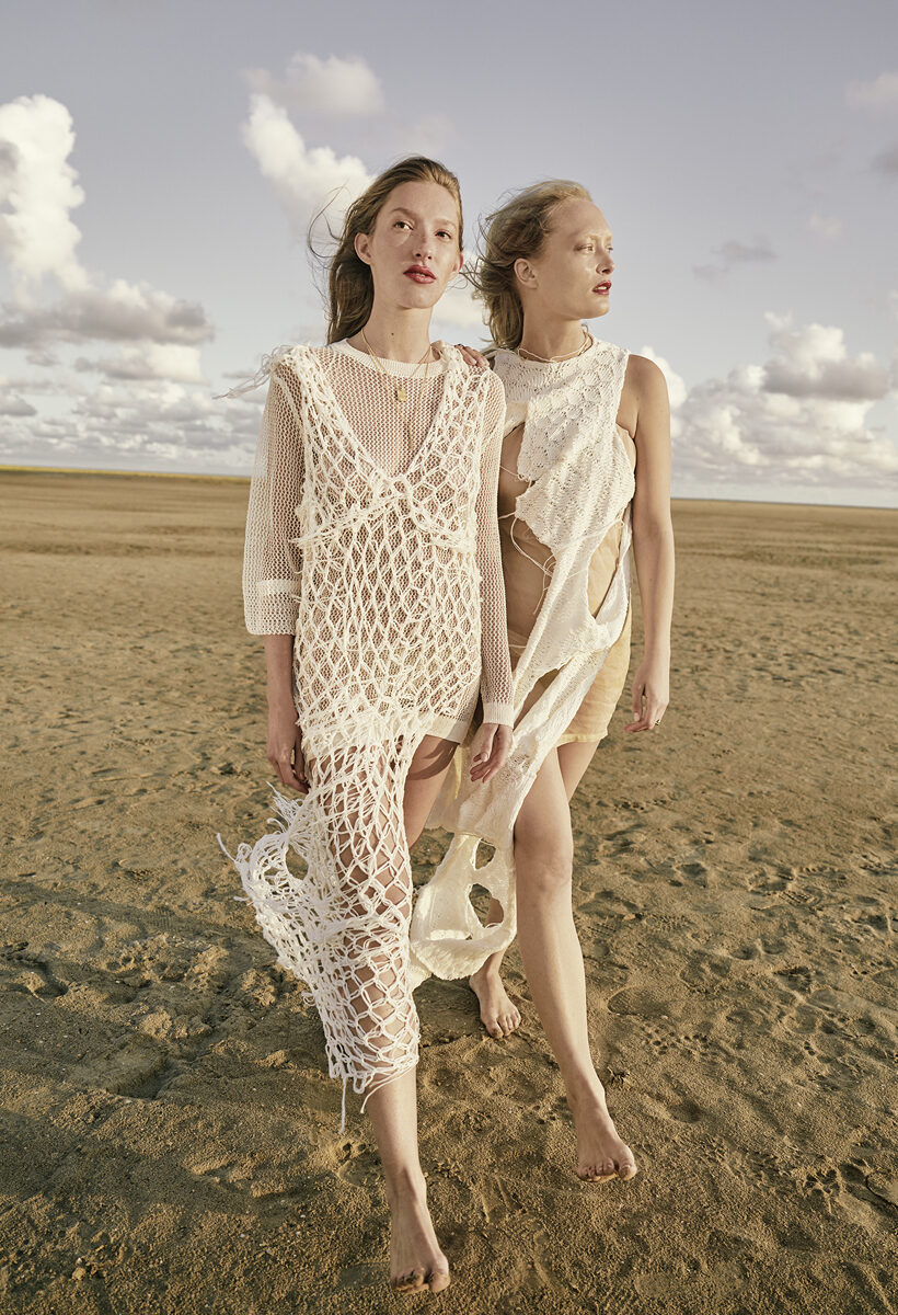 DOUBLE T PHOTOGRAPHERS : Portraits for the DFB German national soccer team, Condé Nast TRAVELLER, DSCENE Golden Hour, HARRY BREAD, WEMPE Jewelry Selected 2022, and spirited ideas with schnapps for DIE ZEIT