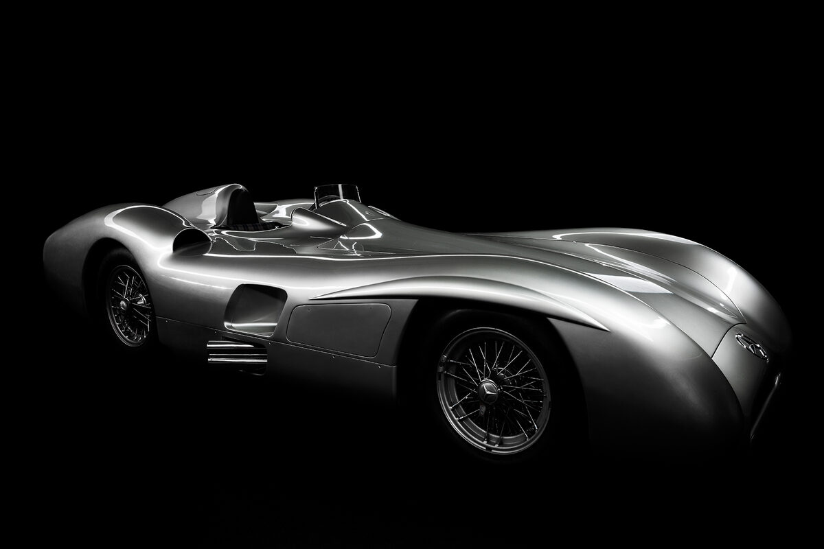 It’s magic - MERCEDES-BENZ CLASSIC cover with the Silver Arrow W196 R, photographed by Alexander BABIC c/o DOUBLE T PHOTOGRAPHERS
