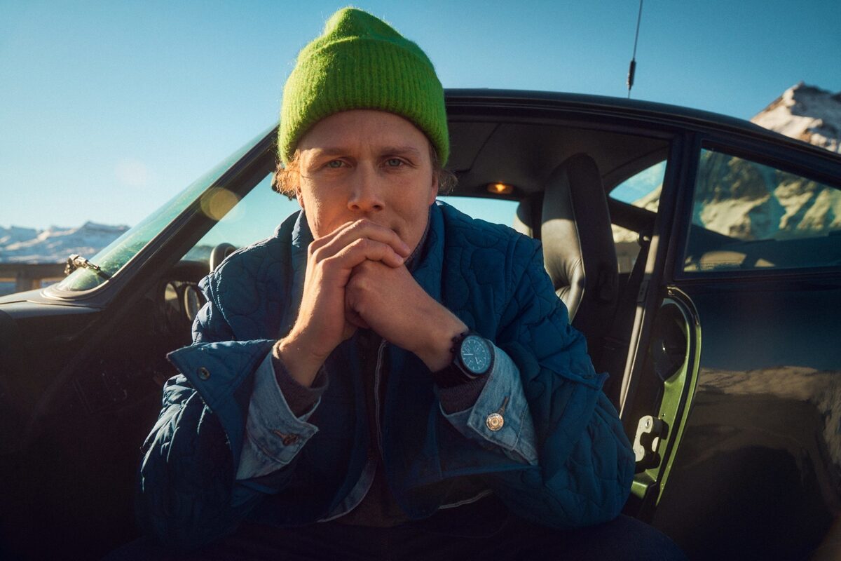 MICHAEL HANISCH photographs for PORSCHE DESIGN feat. the Chronograph 1 – 2023 in the Austrian Alps