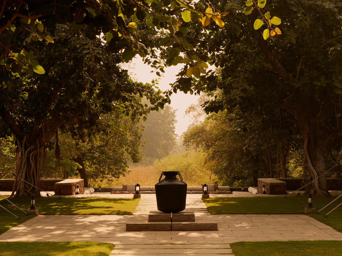 <b>Luxury safari camp</b> in Rajasthan and <b>5-star hotel Aman-I-Khas</b> - photographed by architecture, interior &amp; travel specialist <b>Robert RIEGER c/o EMEIS DEUBEL</b> for AMAN Luxury Hotel &amp; Resort