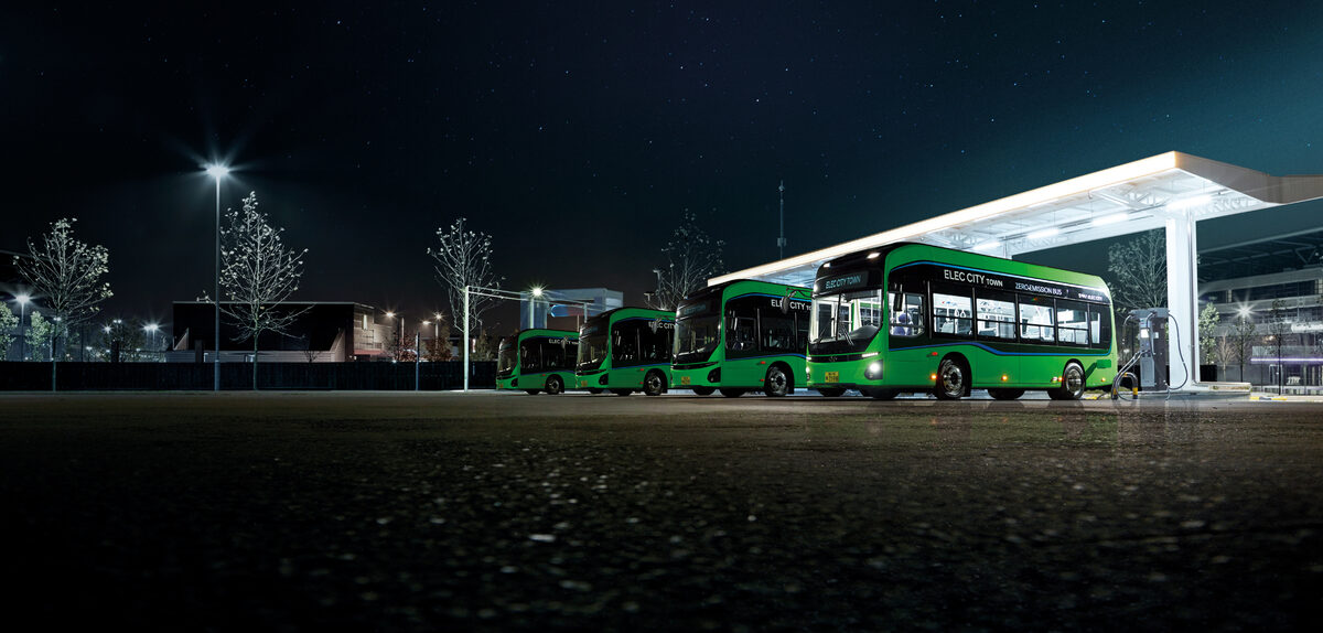 <b>MAGROUND</b> : MAGROUND X AUDI ACTIVESPHERE – sustainable content creation in the automotive industry on commission for thjnk and HYUNDAI’S fuel cell bus with realistic key visuals by MAGROUND