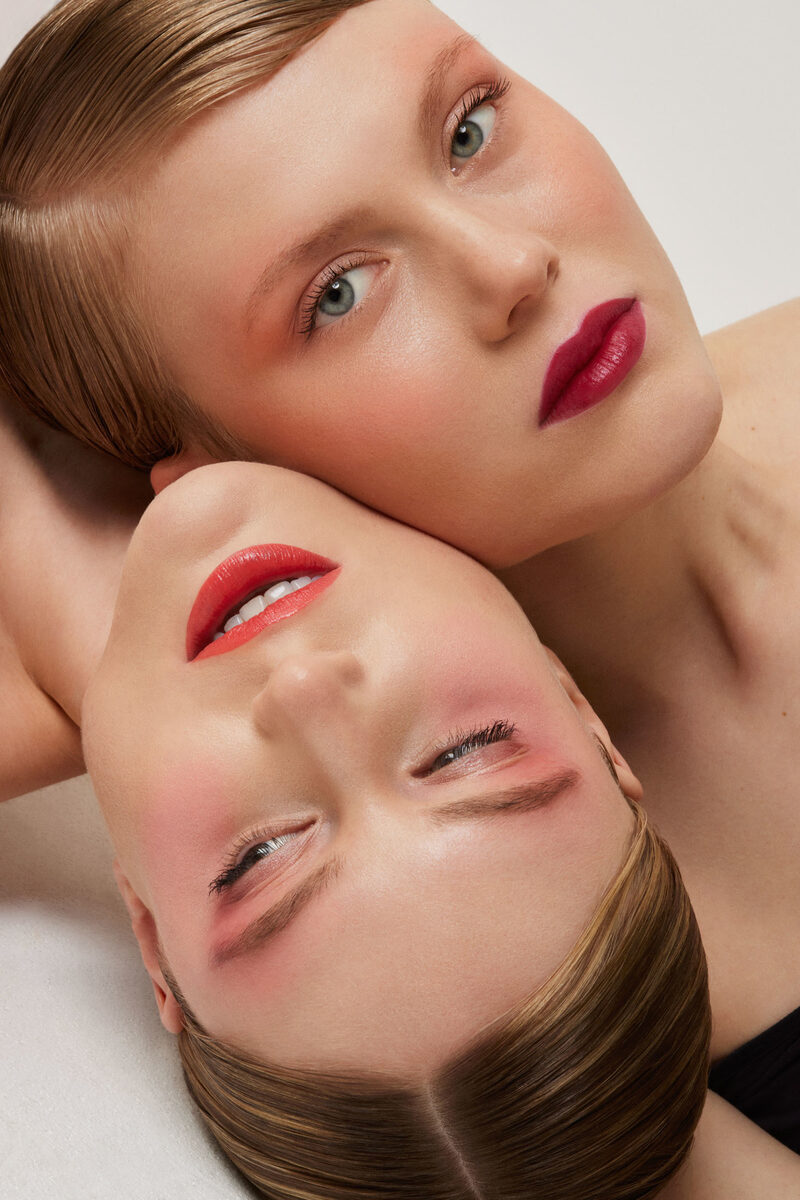 Sister Acts - The Hnidzo Sisters in the BUNTE QUATERLY Beauty Special by FRAUKE FISCHER