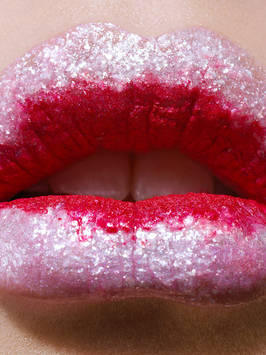 Beauty expert & hair & makeup artist MOMO is now on the team of AVENGER PHOTOGRAPHERS