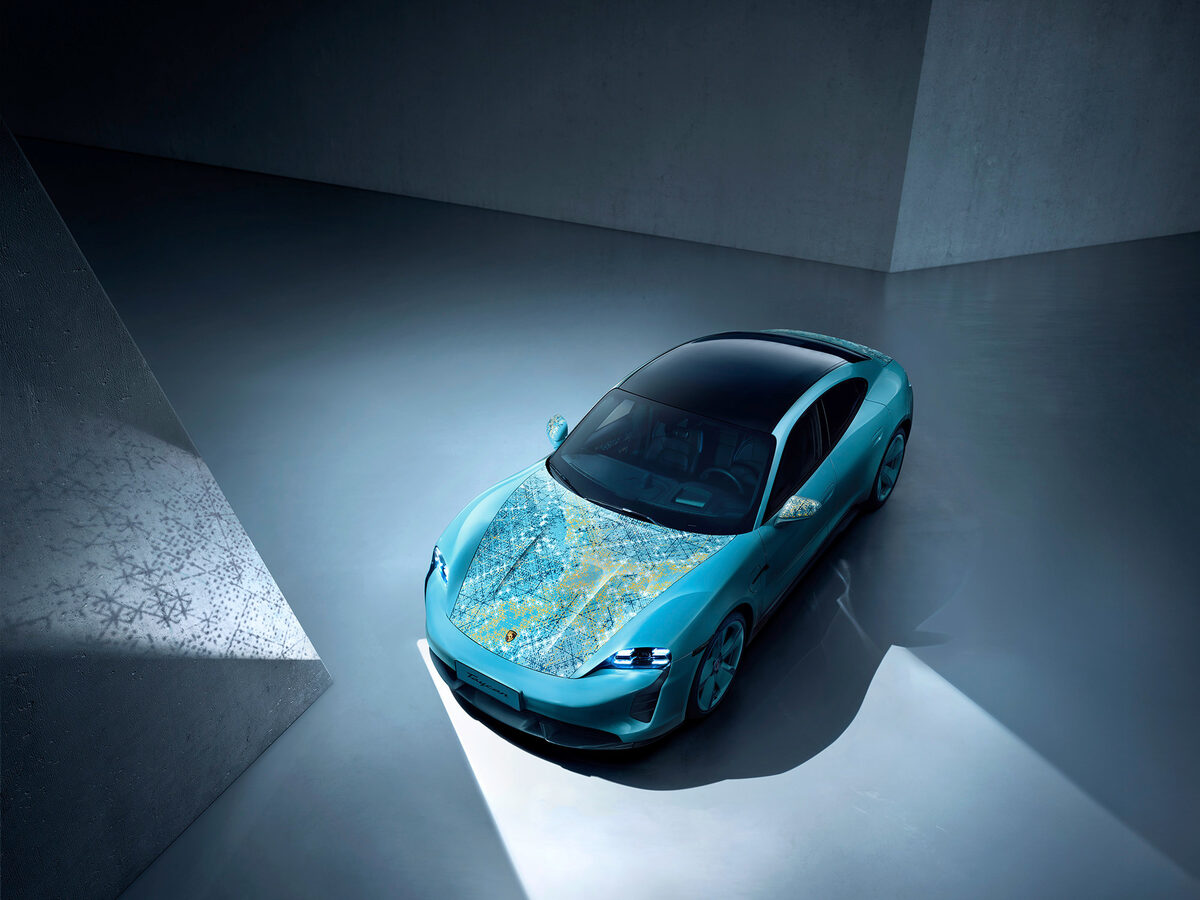 <b>Ding Yi individualizes the PORSCHE Taycan Turbo S with a work of art </b>- photos<b> </b>by <b>Simon PUSCHMANN c/o UPFRONT</b> for Saatchi &amp; Saatchi China