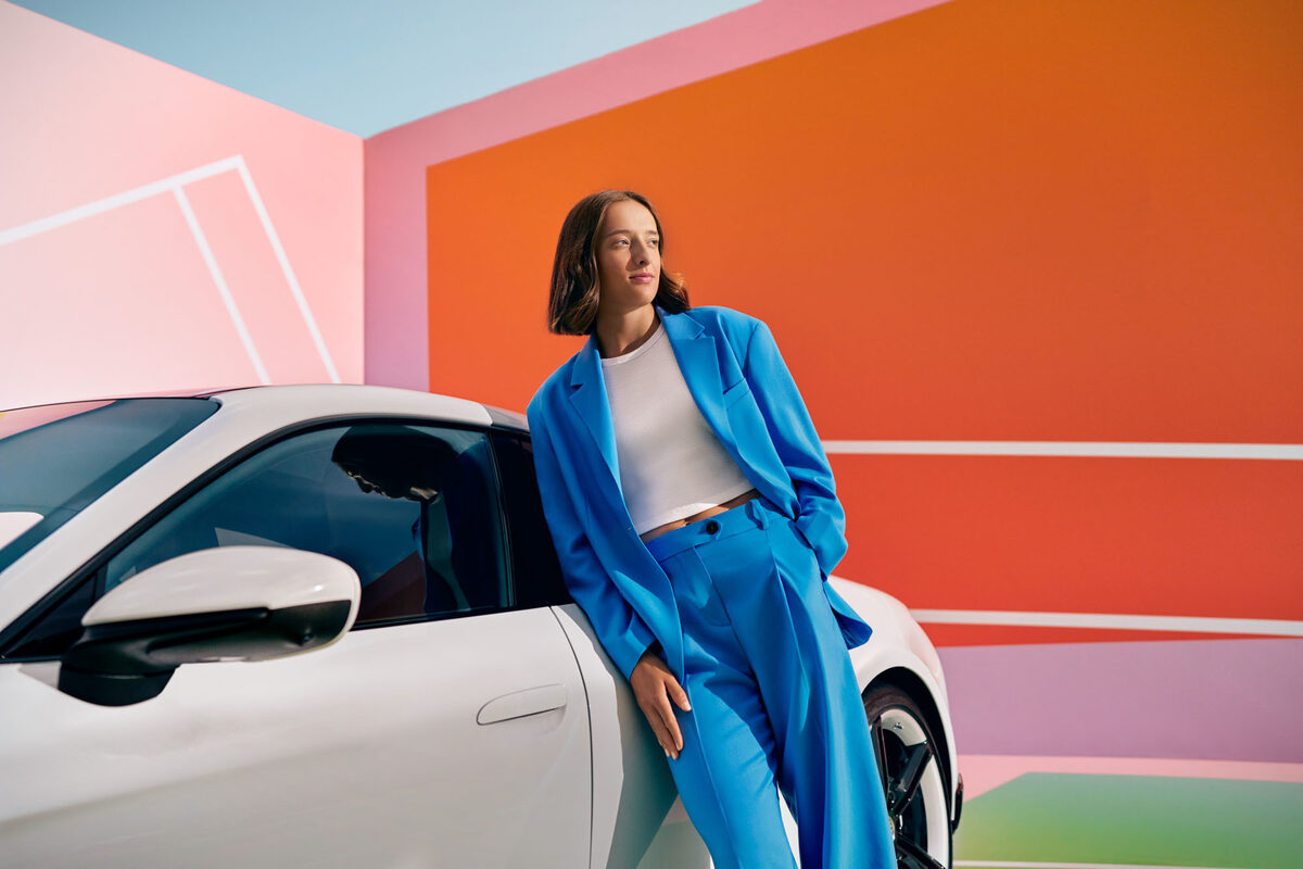 PAWEL FABJANSKI photographs the PORSCHE campaign with tennis star Iga Swiatek on commission for DDB Warsaw - ‘Dream in Full Color’