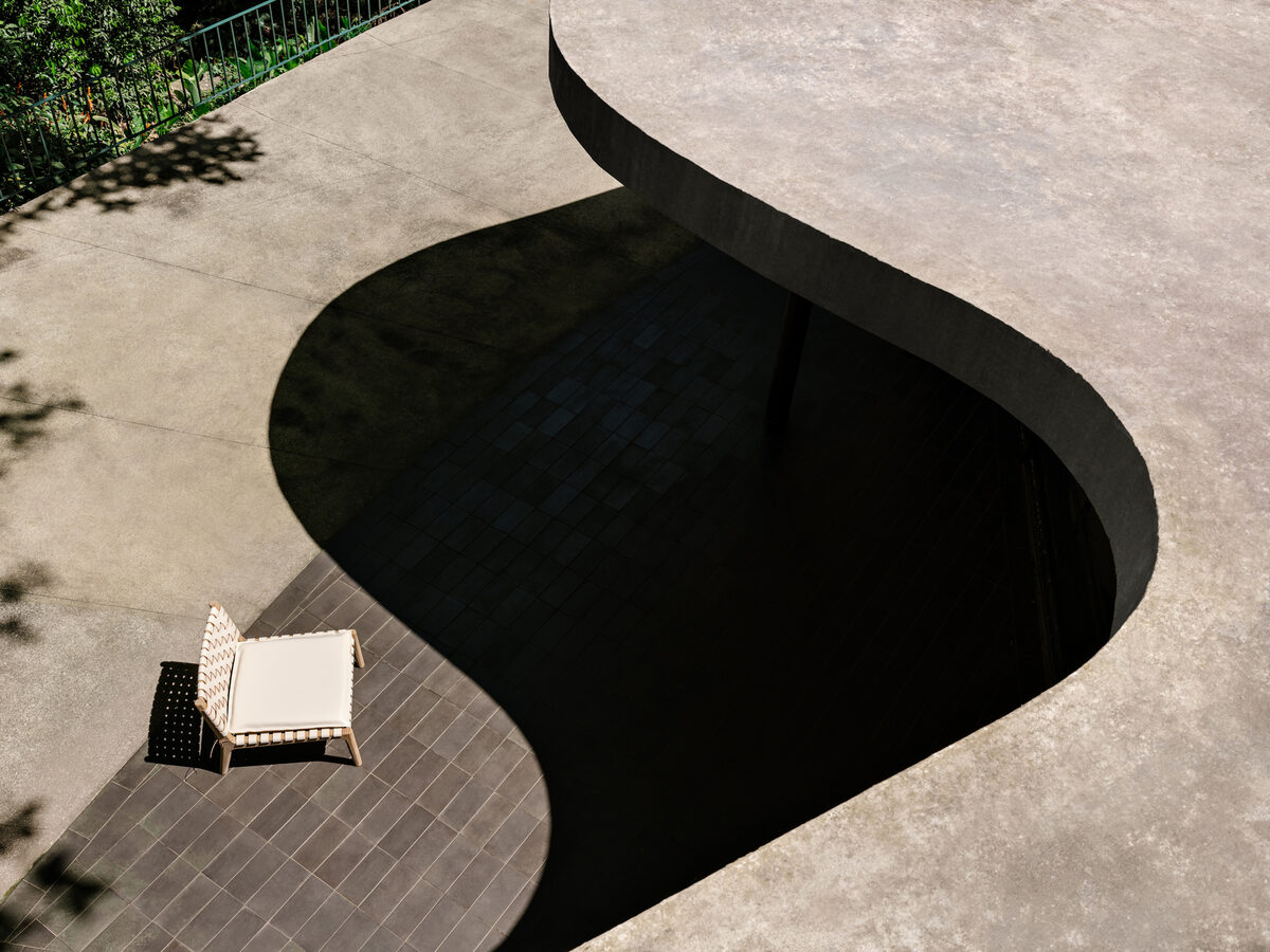 ‘Brazilian Modernist’ - <b>TWO PALMS PRODUCTIONS</b> produces the <b>global ZARA HOME campaign</b> in Casa das Canoas, the former home of star architect Oscar Niemeyer in Rio de Janeiro