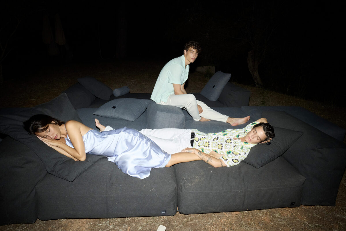 <b>PATRICK SCHWALB</b> photographs a social media campaign for <b>VETSAK </b>beanbags &amp; accessories : ‘Furniture Made in Europe’