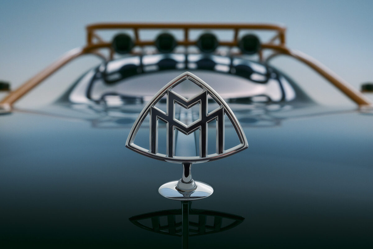 ‘Welcome to Beyond’ – the new MERCEDES-MAYBACH EQS SUV photographed by Ole WESTERMANN c/o WILDFOXRUNNING for Antoni
