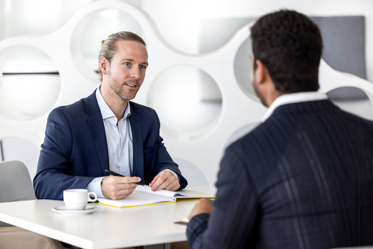 <b>DOMINIK OBERTREIS</b> photographs corporate image pools for <b>SARTORIUS </b>as well as <b>HYMER </b>Access Technology