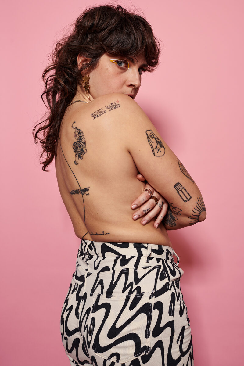 'Mina' - Personal Project featuring Tattoo-Artist Mina, fotografiert von FELIX EISENMEIER