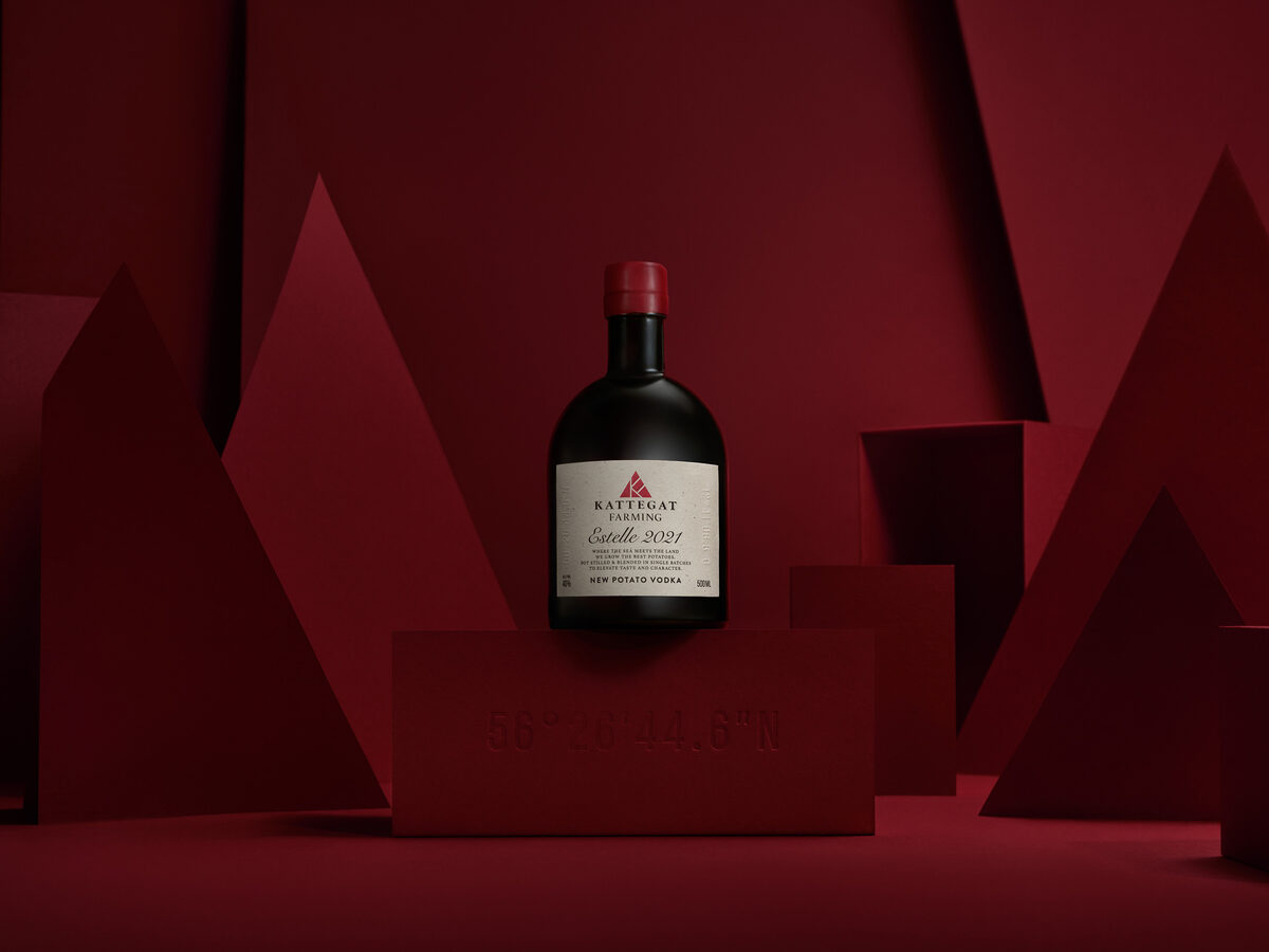 KATTEGAT FARMING Vodka Kampagne mit Creative Retouch von THE KLUBHOUSE