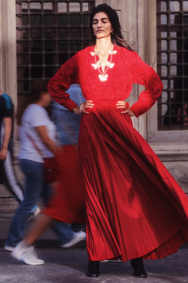 SHOTVIEW ARTISTS MANAGEMENT : Musician SEVDALIZA for ANTIDOTE Mag, GAULTIER X FRIEDRICHSTADT-PALAST, MUSE Mag, CUPRA ‘23-campaign, Jean Paul Gaultier in a VOGUE interview, FAZ, … and SHOTVIEW is a SUPER-XXL exhibitor at UPDATE-24-BERLIN
