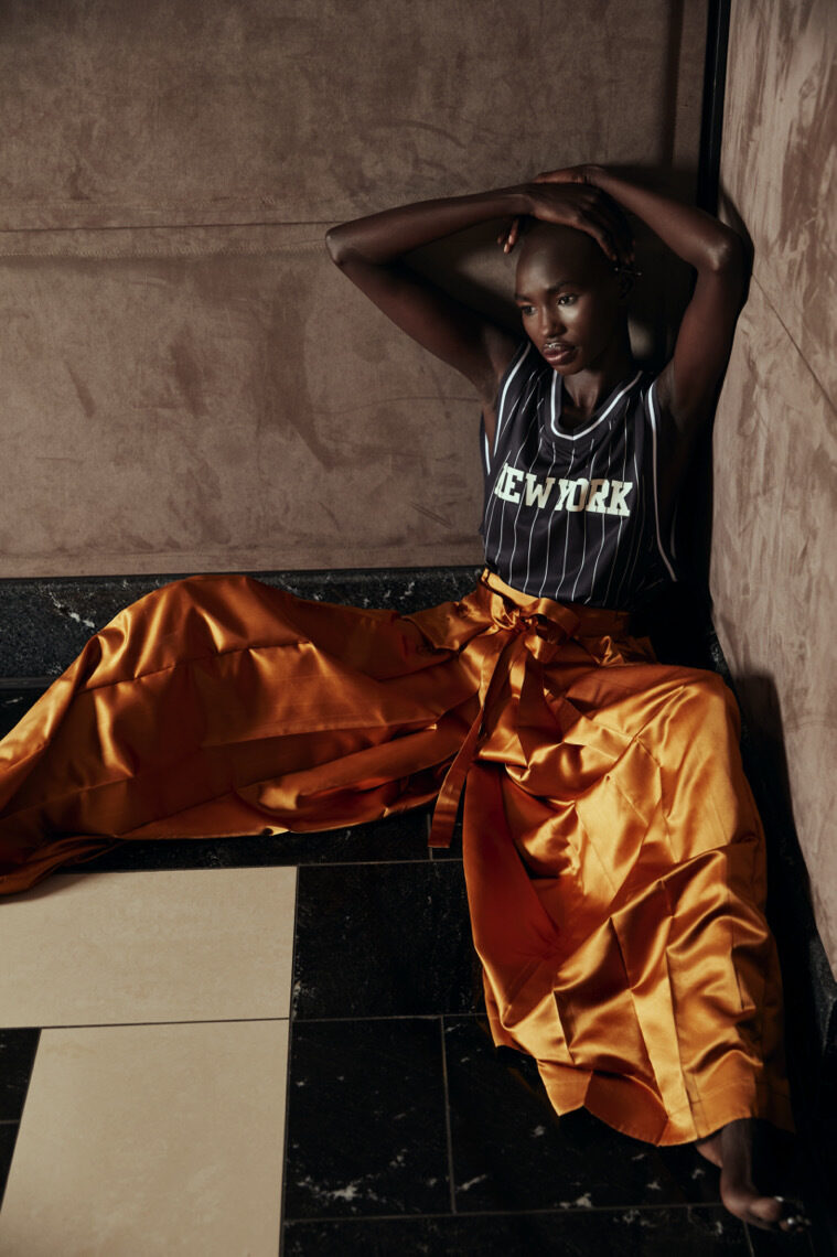 Simone SCHNEIDER c/o ANDREA HEBERGER fotografiert das süd-sudanesische Model Mitchell Akat, die freie Arbeit für Euch auf GoSee.News