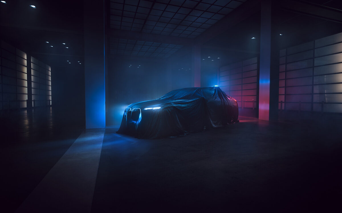 Anke Luckmann fotografiert den BMW 7 Protection - die Postproduktion betreute TREY