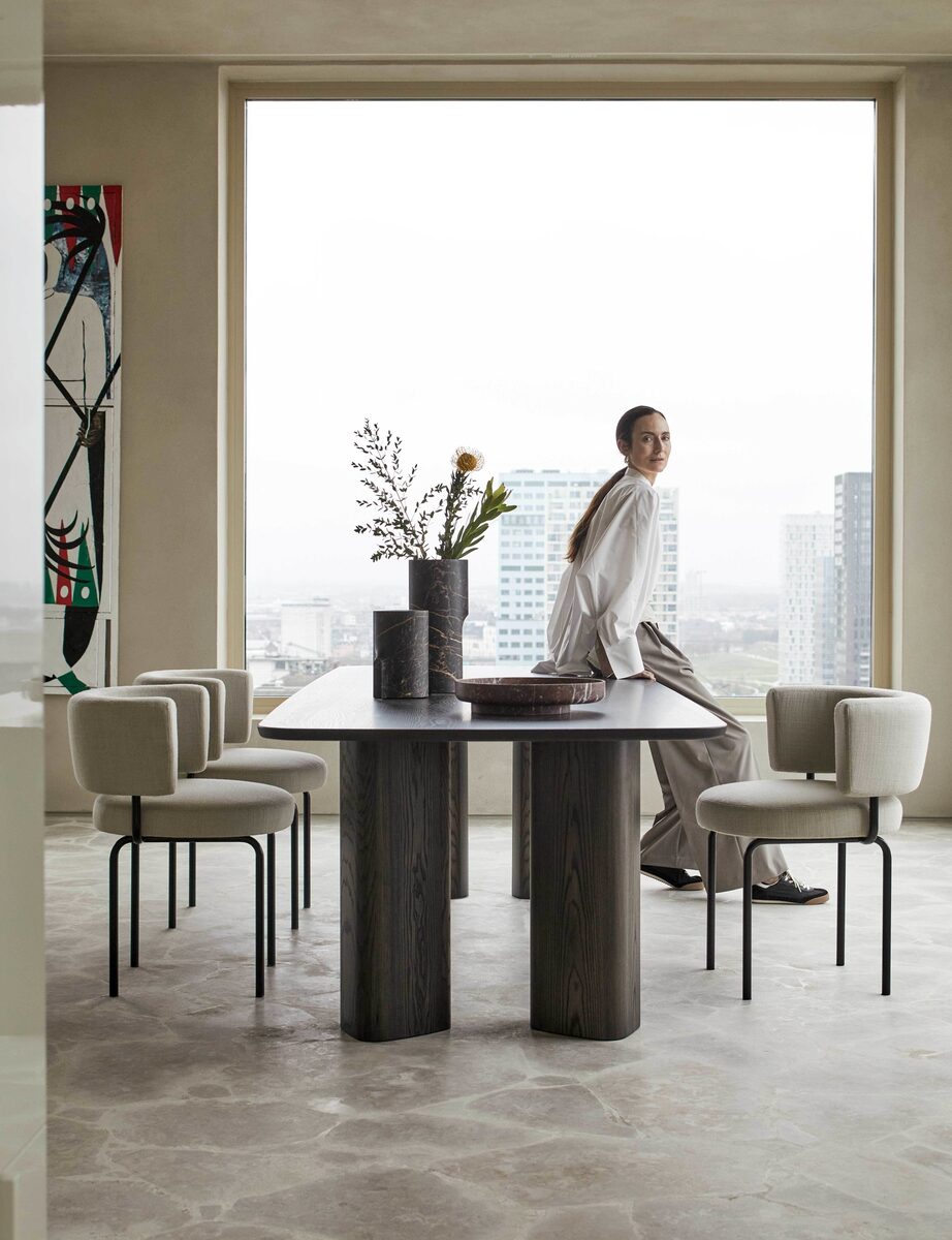 <b>70SEVEN </b>stages the new collection for Hamburg-based furniture label MORE : <b>OSO - furniture with a room presence</b>, designed by Peter Fehrentz