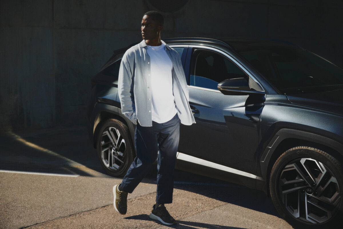 HYUNDAI TUCSON - stimmungsvolle CGI- und Portrait Visuals von Michael Schnabel für Jung von Matt mit Creative Retouch von RECOM