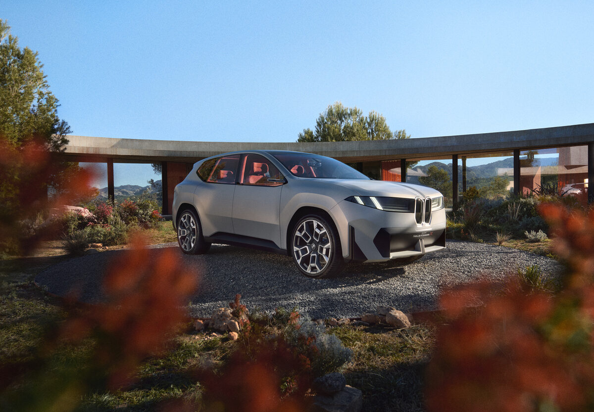 ‘THE FUTURE IS BRIGHT’ for the brand new <b>BMW VISION NEUE KLASSE X</b>, with a launch campaign photographed by <b>BEN &amp; MARTIN&nbsp;</b>in Spain for THE GAME