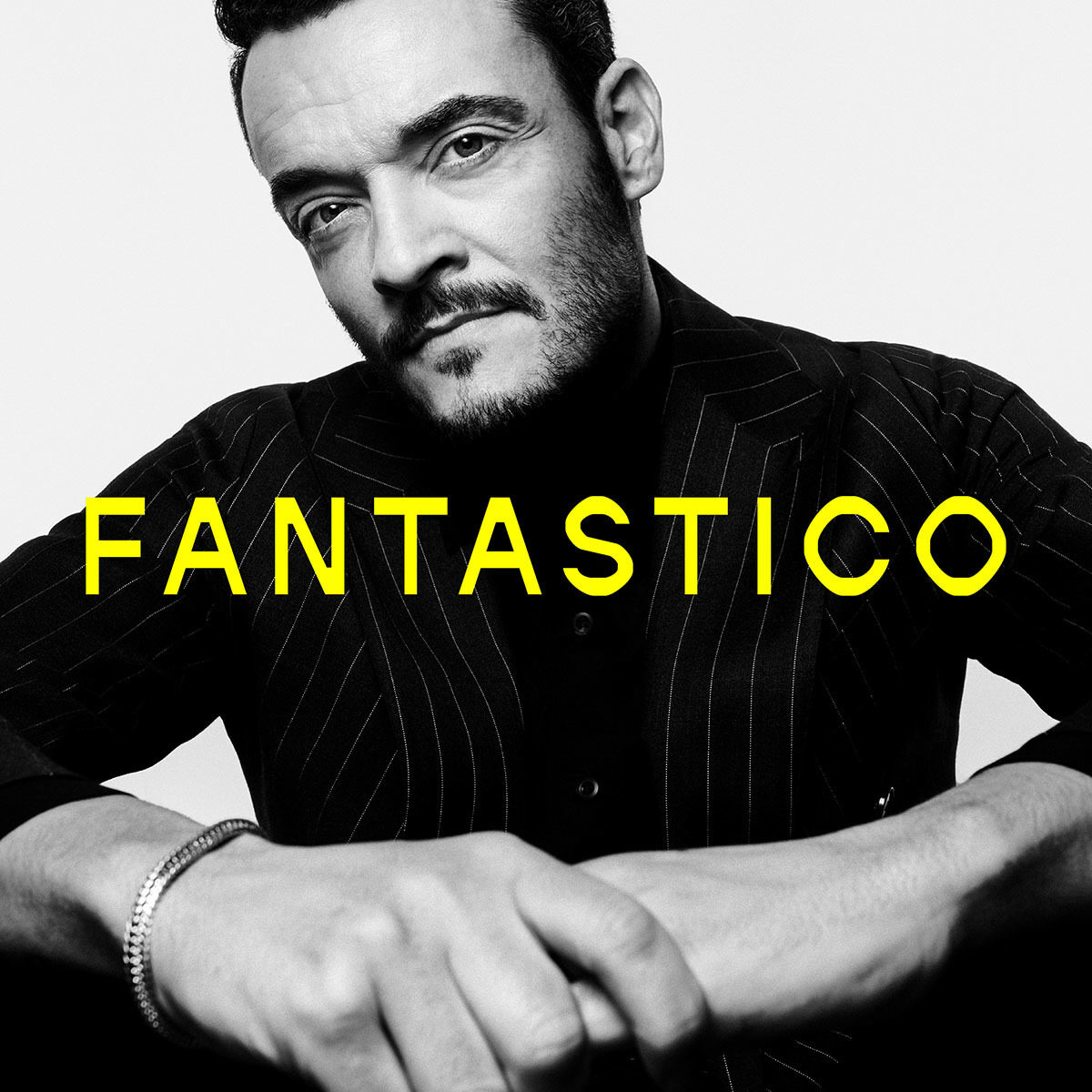 DOUBLE T PHOTOGRAPHERS : Giovanni Zarella is ‘Fantastico’, a campaign for JahrDerNachricht.de, EnBW with testimonials Nico Rosberg and musician Elif, the INITIATIVE ENDLICH campaign, COCA-COLA soccer, SOLSTICE Mag, plus personal work
