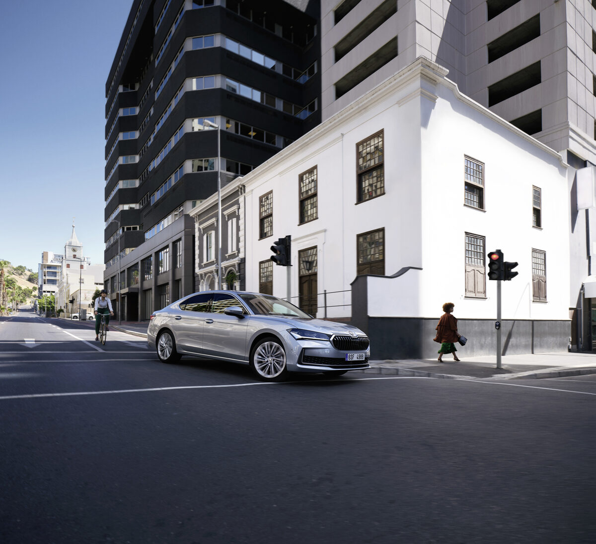 <b>PRINZ PRODUCTIONS</b> produces the <b>ŠKODA SUPERB LIMO &amp; COMBI iV campaign</b> for FCB London in Cape Town with photographer David Maurer