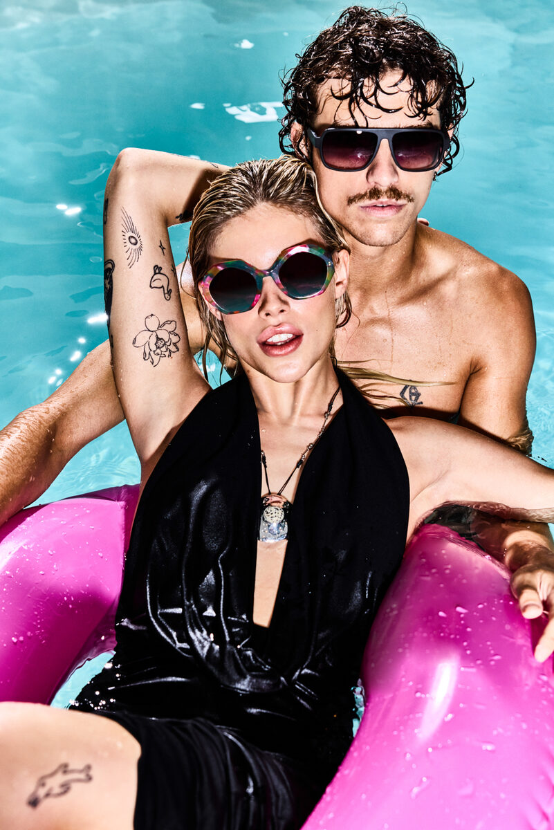 The lightness of summer meets urban chic : <b>ESTHER HAASE</b> photographs a summery campaign for <b>METROPOLITAN EYEWEAR</b>