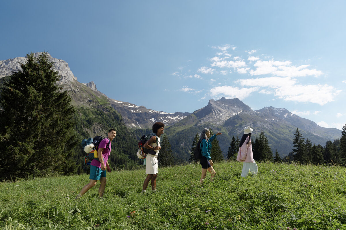 Look good, do good - <b>7 Mountains PRODUCTIONS</b> produces for <b>PANGAIA </b>in Gstaad