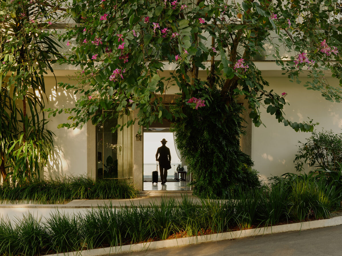 For the <b>HOTELS.COM / EXPEDIA </b>campaign, a brief visit to Rio de Janeiro – stunning interior &amp; travel shots by <b>Robert RIEGER c/o EMEIS DEUBEL</b>