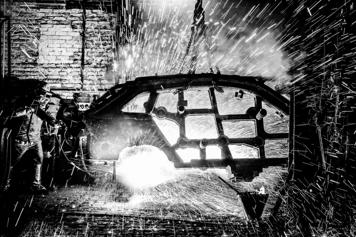 <b>‘WORK - Behind closed doors’ </b>- a photography project by <b>WOLFRAM SCHROLL</b> exploring the question: What does the world of industrial work look like at the dawn of the 3rd millennium?