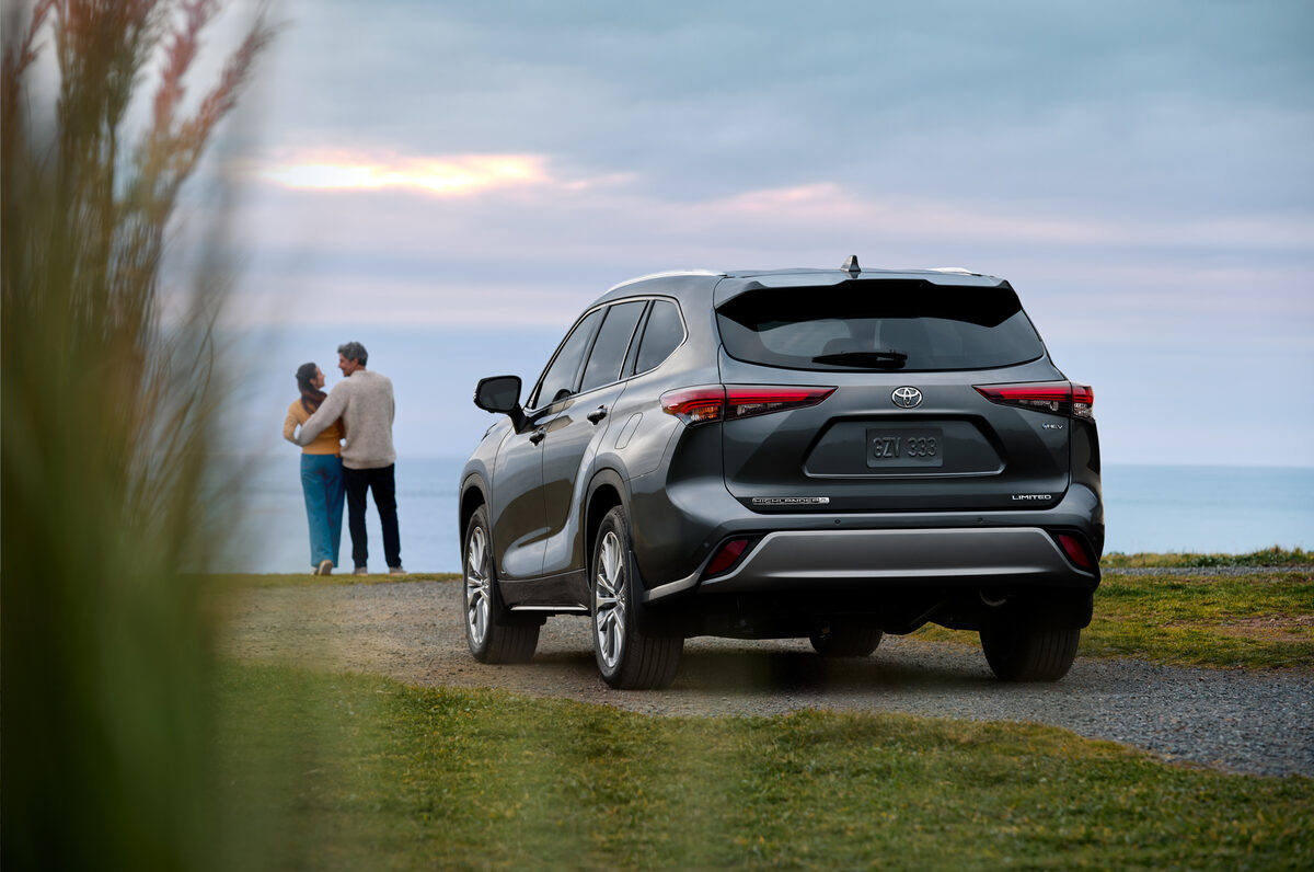 <b>FIXIP STUDIO</b> and Caleb Kuhl Collaborate on Stunning <b>TOYOTA HIGHLANDER HYBRID 25th Edition</b> Campaign