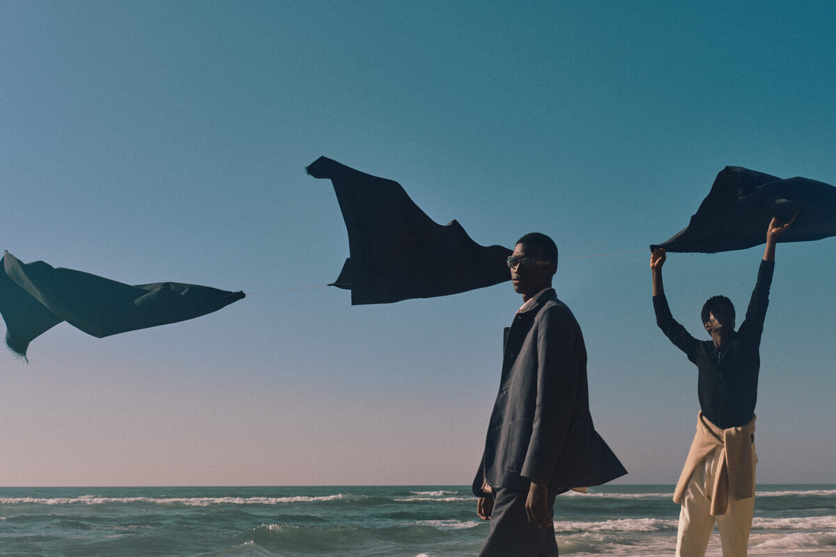 <b>'Blue Sand' </b>- Men's Fashion Editorial &amp; Film by <b>MAX VON TREU&nbsp;</b>for <b>LES HOMMES PUBLICS</b>