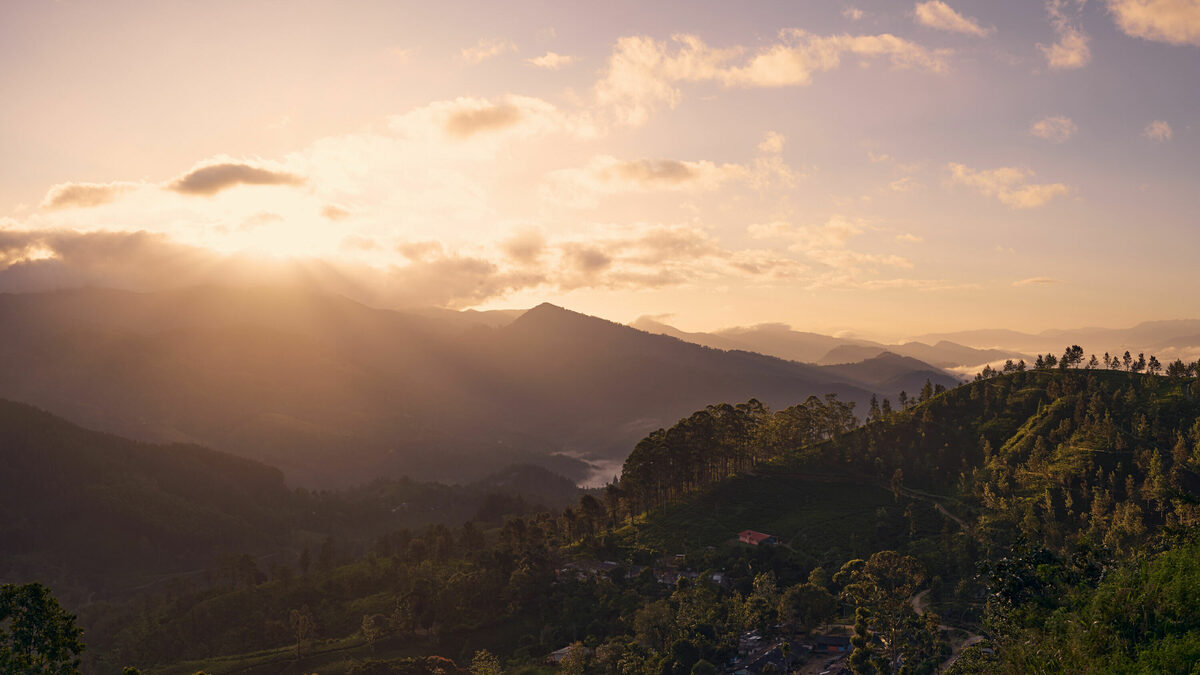 <b>TUI TOURS </b>Global Summer Campaign in Sri Lanka, Photographed by <b>Matthew JOSEPH c/o UPFRONT</b> for Leo Burnett UK