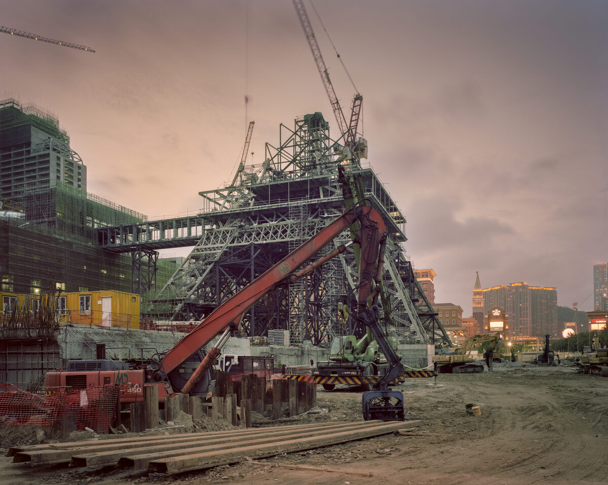 GoSee loves books: <b>Adam Lampton 'Nothing Serious Can Happen Here - Photographs from Macau'</b> – a reportage on the transformation of a city into the Las Vegas of the East