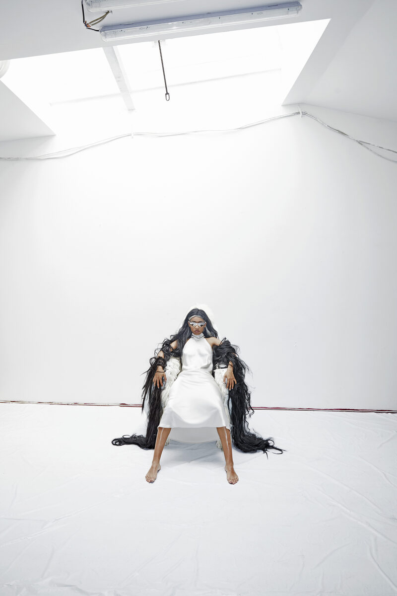 SHOTVIEW : FAZ Special 'Winter Fashion as Light as Snow', DJane ZENGXRL for FRÄULEIN MAG, Younes Zarou for FORBES 'Under 30' List, Art Direction for the WILLY CHAVARRIA A/W 25 Show in Paris, Styling for SONGZIO A/W 25, Actress Lisa-Marie Koroll for ZOO M…
