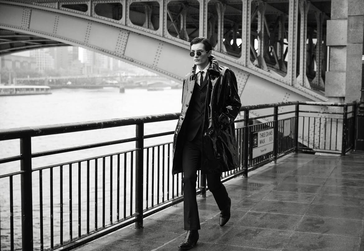 Male Model Cihat Seyhun in the 'City of London' - <b>Cristian HUNTER c/o KRISTINA KORB </b>photographed for <b>L'OFFICIEL Turkey</b> with Fashion Director Inan Kirdemir and Creative Direction &amp; Fashion Editor Kar Aslan