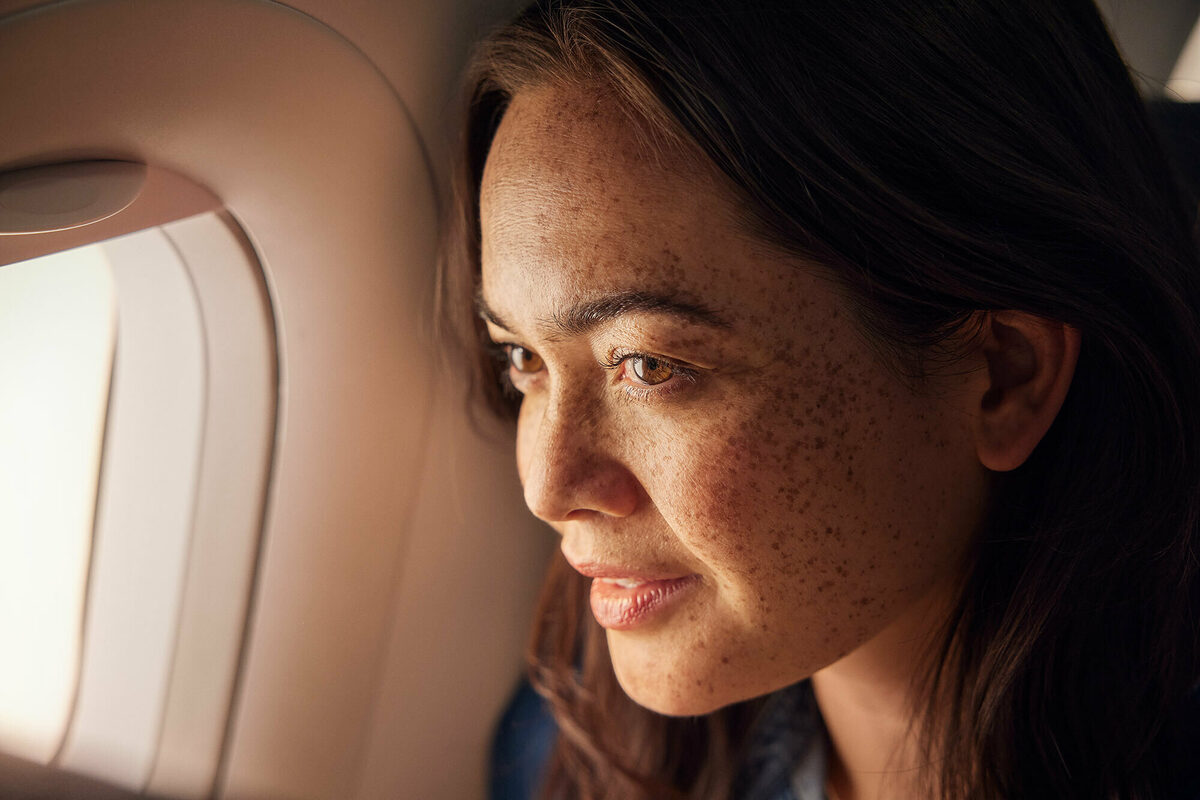 Arrive more relaxed with the Airbus A320 and A380 - <b>Johannes MINK c/o KLAUS STIEGEMEYER</b> photographs atmospheric portraits for the <b>LUFTHANSA campaign</b>
