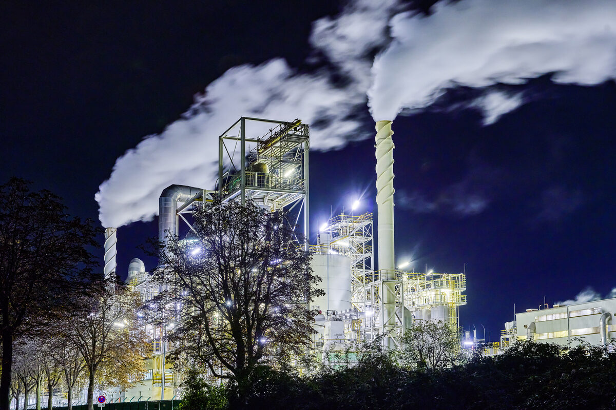 <b>WOLFRAM SCHROLL</b> : Industrial photography for <b>US corporation GRACE</b>, a global leader in providing specialty chemicals and services industrial clients&nbsp;