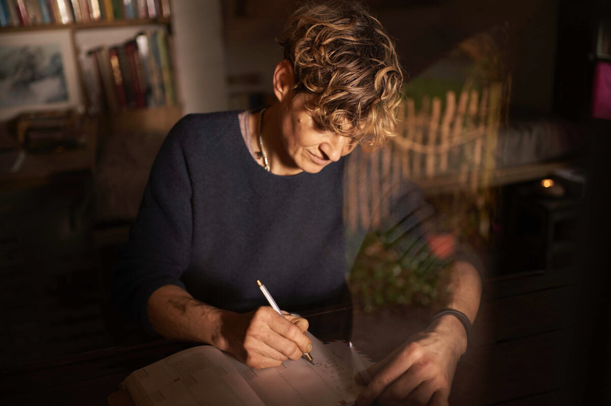Simple and real. - <b>KLAUS STIEGEMEYER </b>is pleased to welcome NEW addition <b>Anne Moldenhauer,</b> photographer, Hamburg