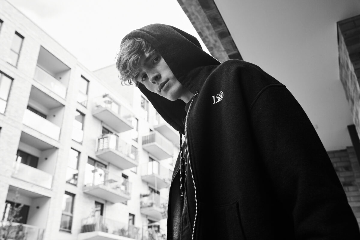 Catching the moment with Marvin KAMPERMANN (people, fashion, lifestyle) - fresh with NERGER M&O