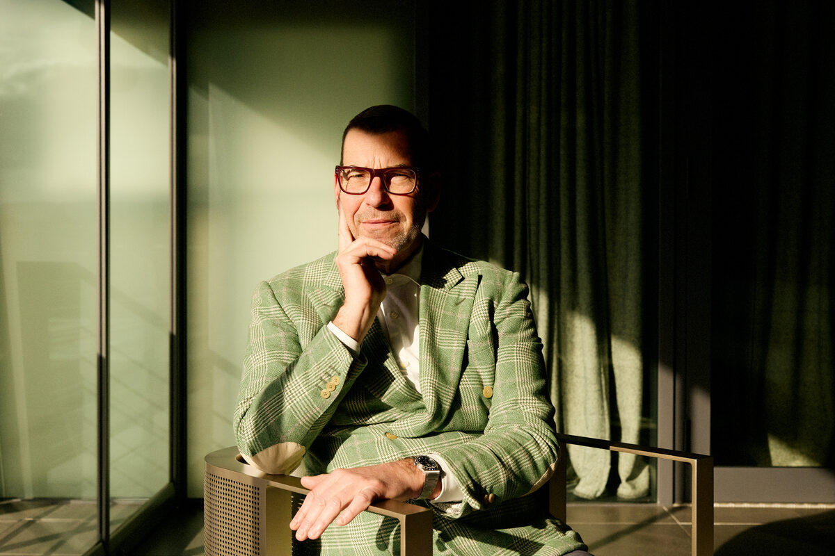 â€œItâ€™s better to die on your feet than live on your knees.â€ * - <b>Roderick AICHINGER c/o KRISTINA KORB</b> portrays <b>Christian Selmoni</b> for the magazine <b>DER SPIEGEL</b>