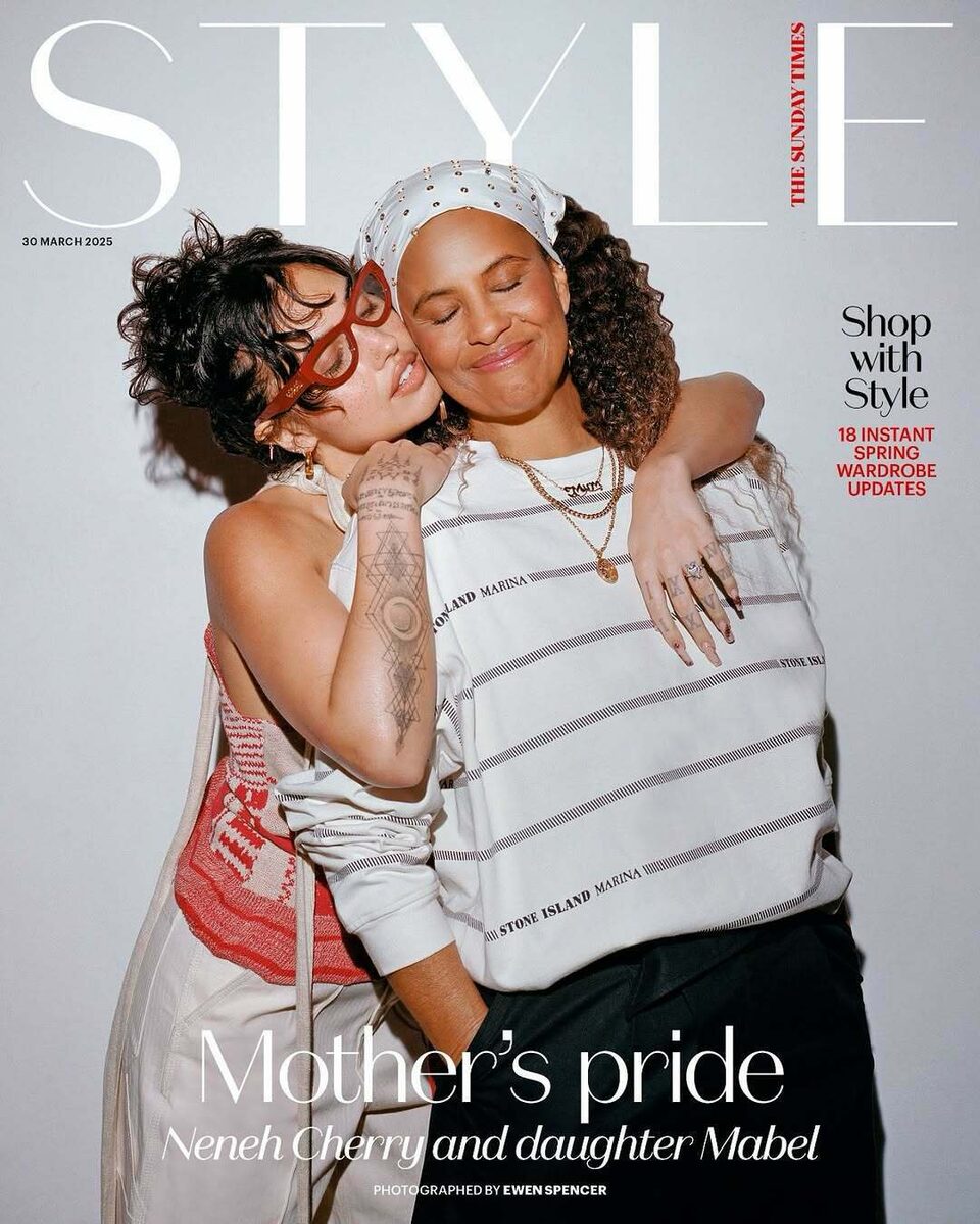 'Mother's Pride' - Ewen SPENCER c/o LGA MANAGEMENT photographed Swedish singer Neneh Cherry and her daughter and equally successful singer Mabel McVey for THE SUNDAY TIMES STYLE