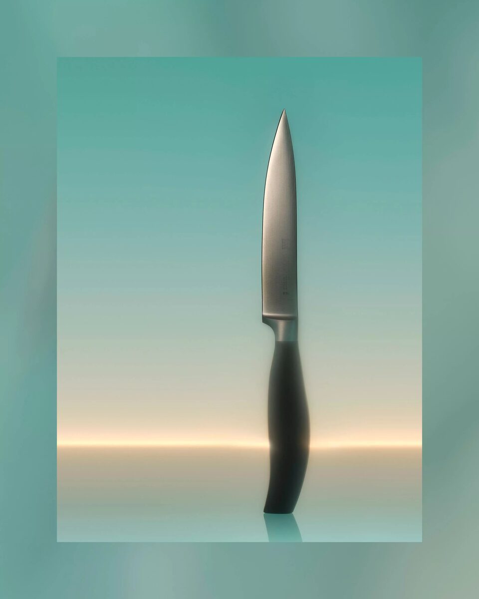 'Knife' - Personal work by Still-Life specialist <b>JANIK GENSHEIMER</b>