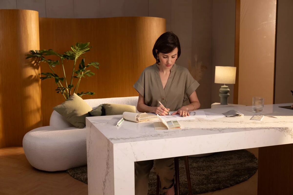 <b>Autumn SONNICHSEN c/o EMEIS DEUBEL</b> fotografierte erneut für ihren Kunden <b>CAESARSTONE</b>, ein Unternehmen, das hochwertige Arbeitsplatten für Küchen herstellt