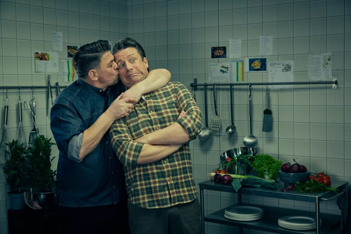 'Kitchen Impossible X' - anniversary campaign with Tim Mälzer & Jamie Oliver photographed by Philipp Rathmer c/o UPFRONT
