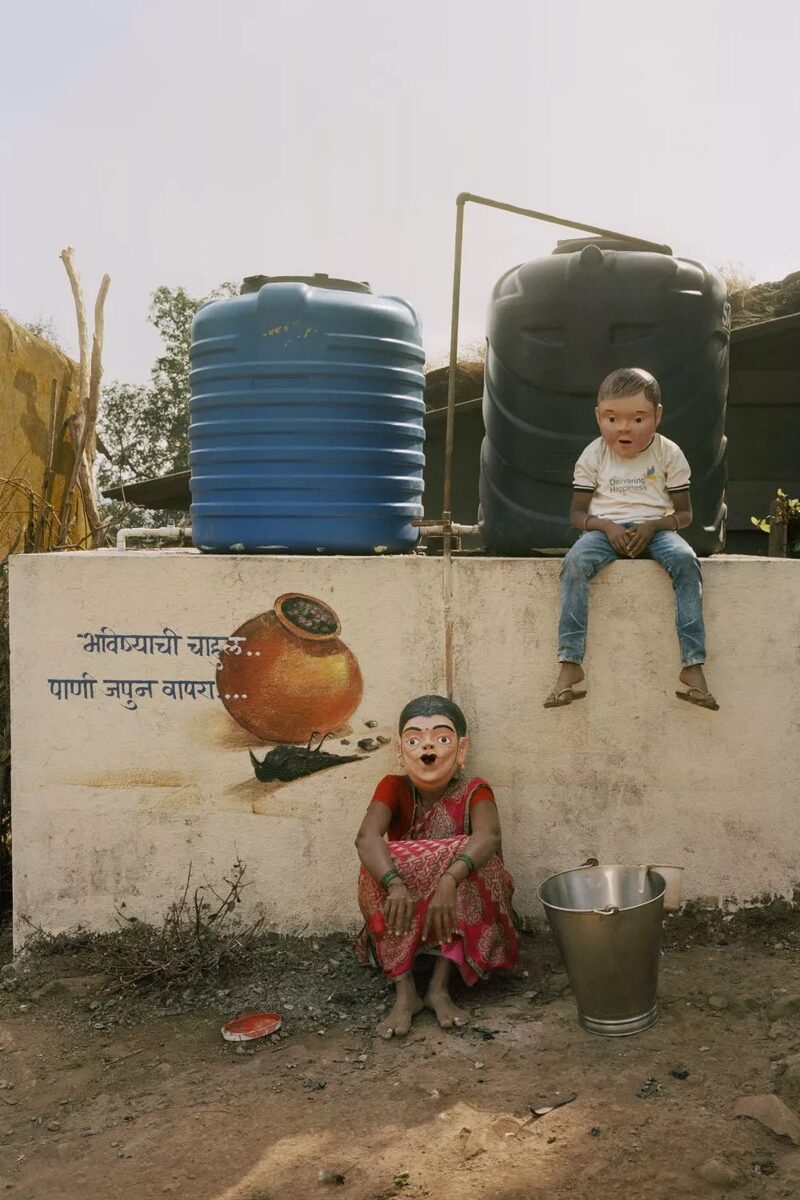 <b>Gauri Gill 'Acts of Appearance' </b>– Masks Between Daily Life and Dream (Edition Patrick Frey)