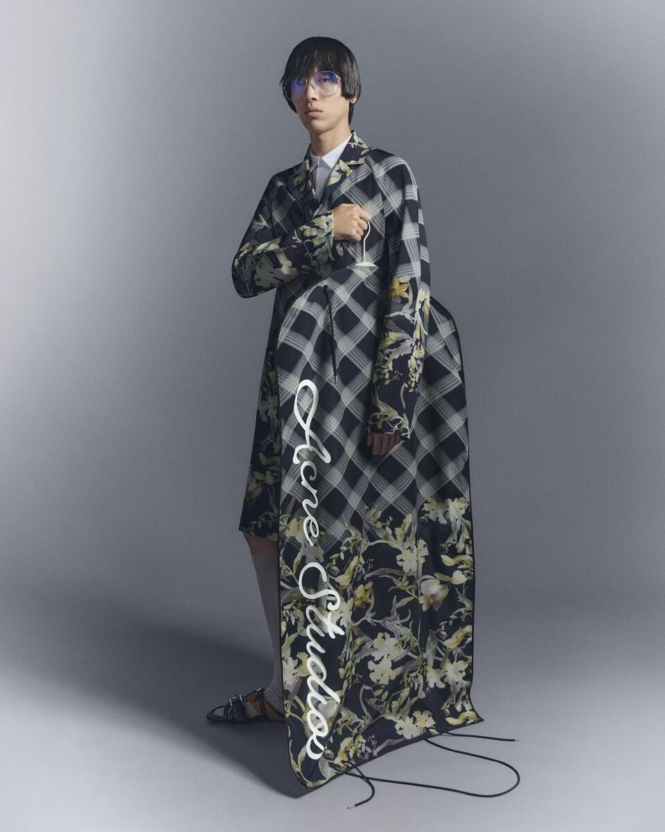 Sportswear, Nostalgia & No Rules - das ACNE Studios Men Lookbook 2025 by Teresa CIOCIA c/o BIRD PRODUCTION