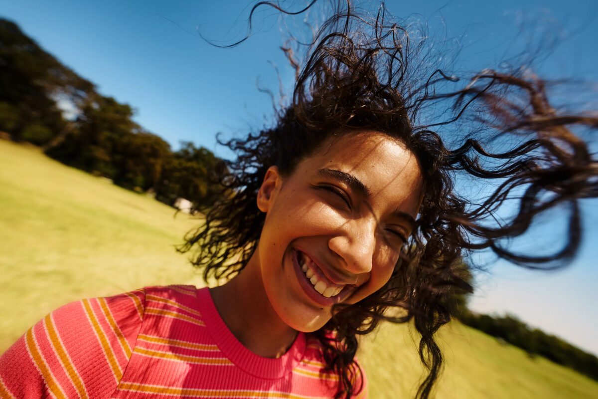 <b>Actress and acclaimed director Hafsia Herzi for ELLE France</b> and advertising motifs for Blue Skies - both post-produced by <b>RETOUCHED STUDIOS</b>, Hamburg