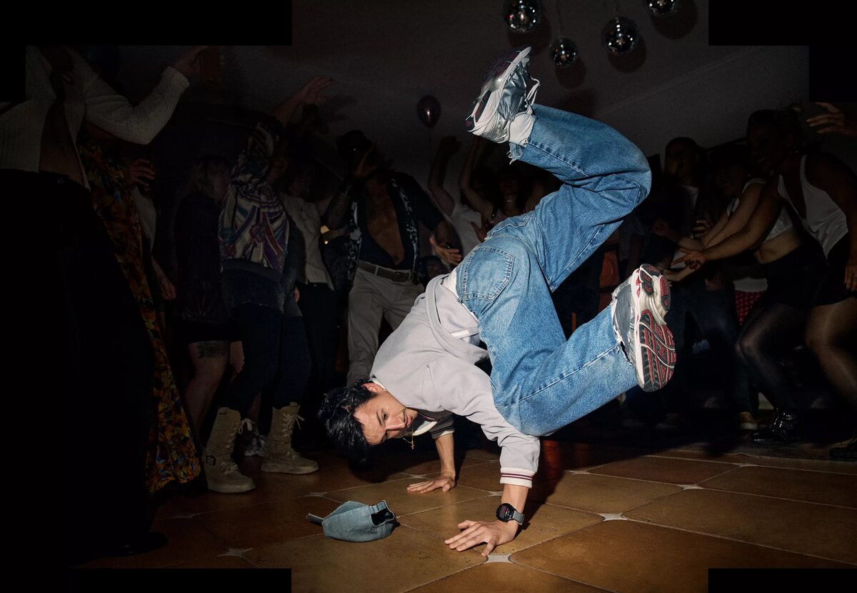 Cecil ARP c/o EMEIS DEUBEL photographed the campaign for the new HAMA brand identity during filming in Berlin