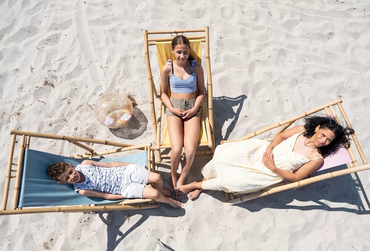 'A summerday at the seaside' - personal work by <b>Jelena Filipinski c/o ANDREA HEBERGER</b>